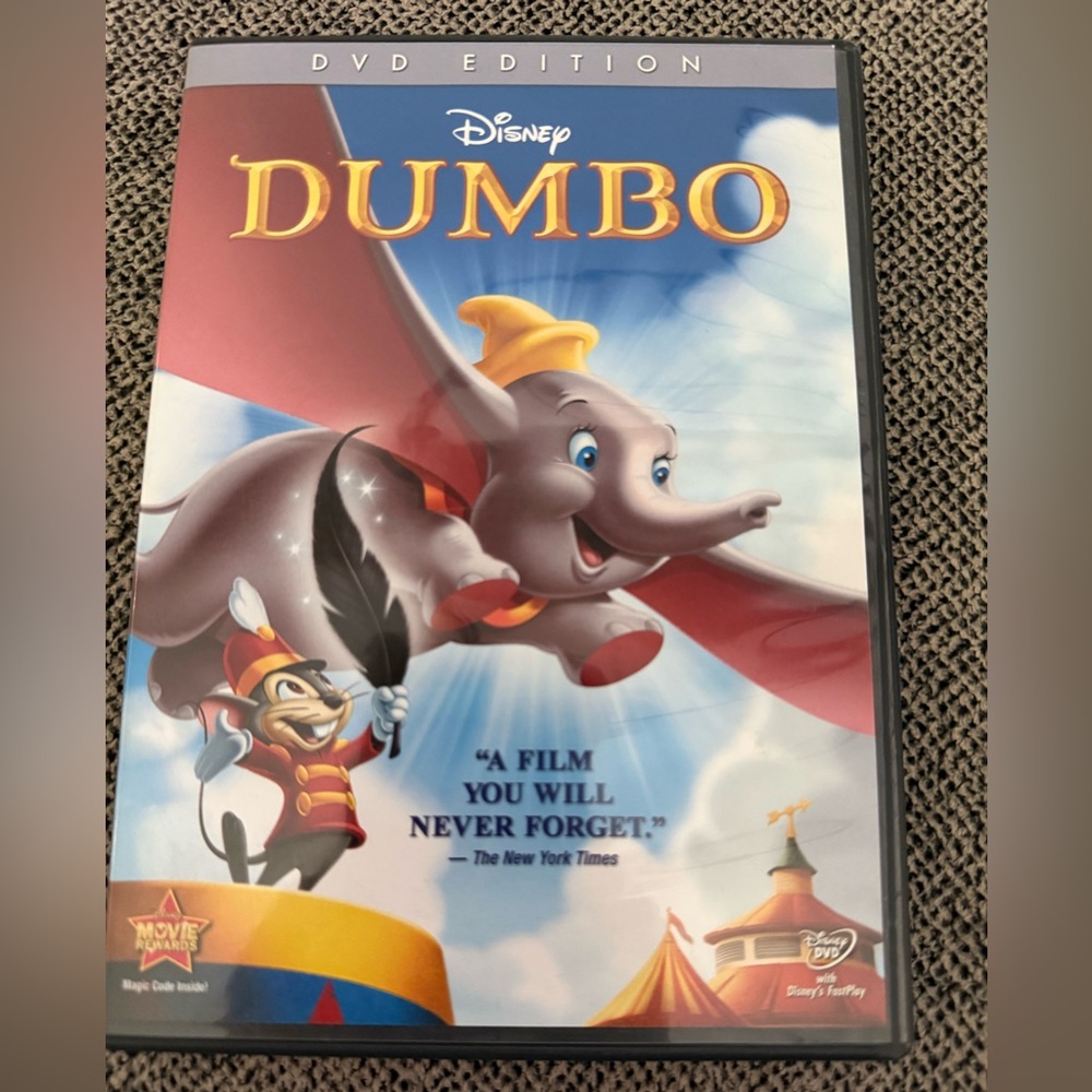 Walt Disney's Timeless Classic Dumbo DVD